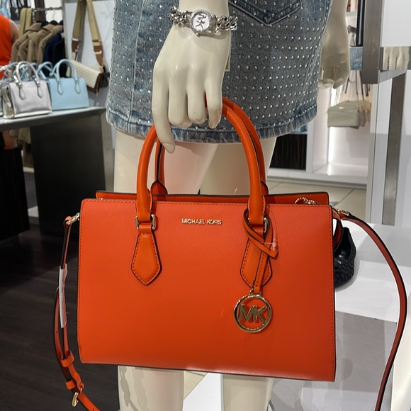 MICHAEL KORS
Sheila Md CZ Faux Saffiano Leather CZ Satchel Crossbody
POPPY
NWT - Picture 13 of 16